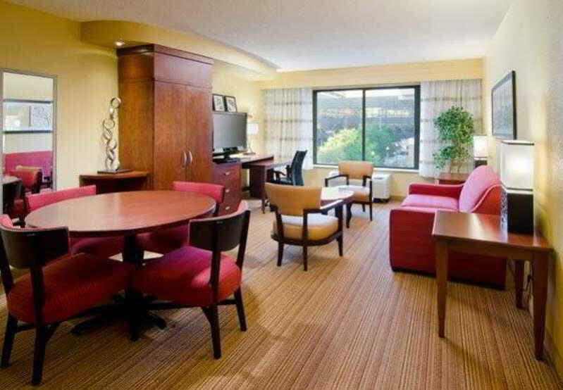 Hotel Courtyard By Marriott Birmingham Downtown At Uab Exterior foto